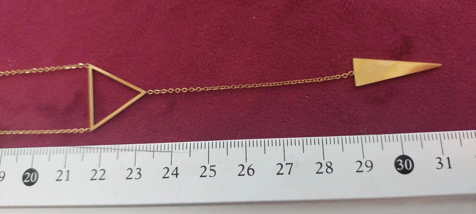 Collier Cravate Géométrique Doré – Style Minimaliste Chic – photo 6